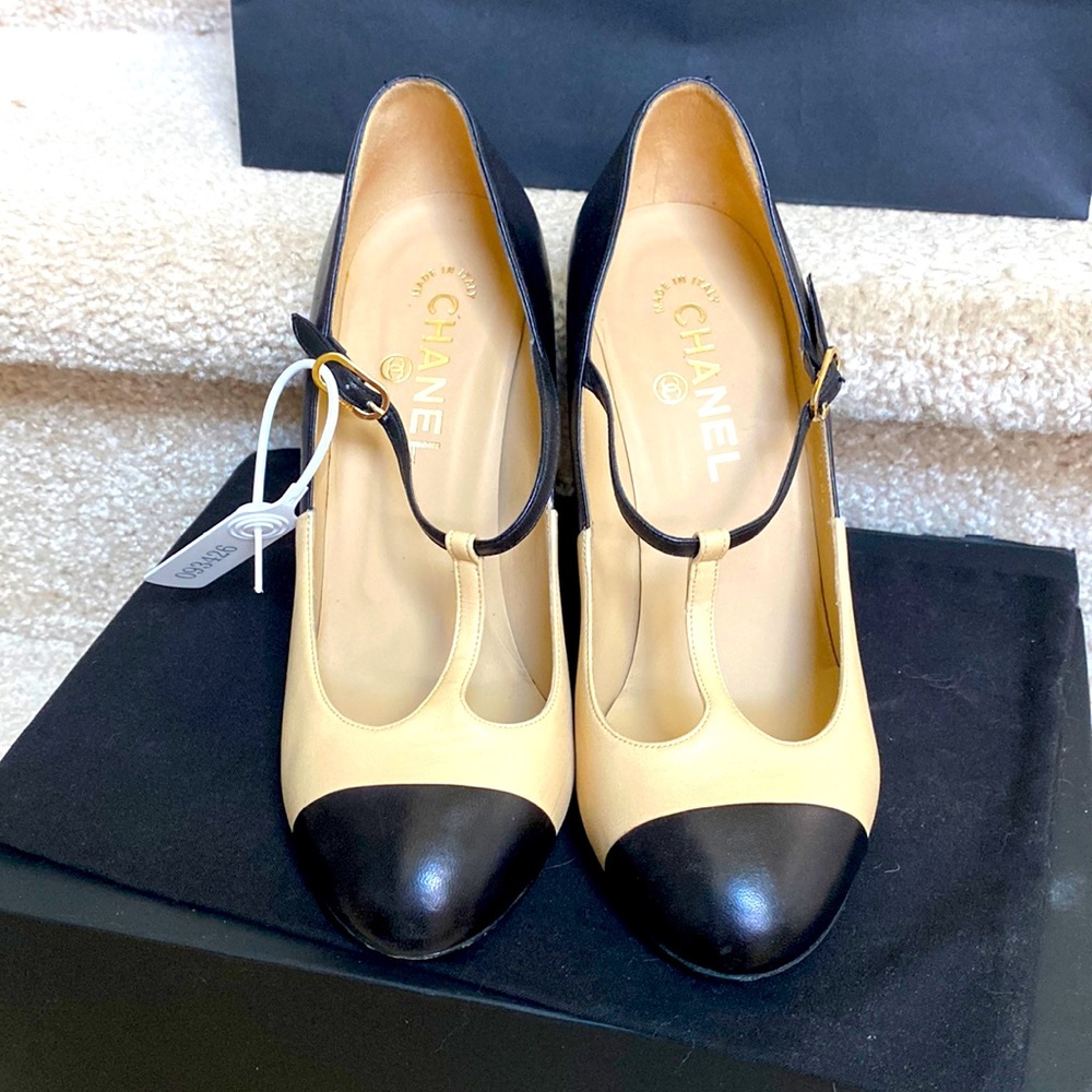 Chanel Vintage Maryjanes